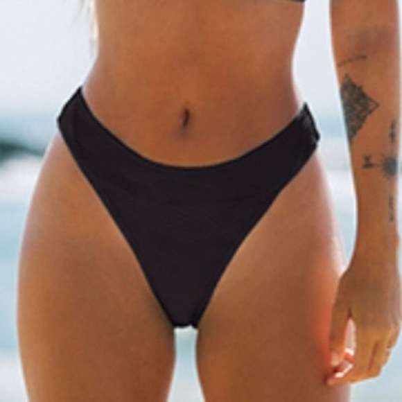 Cupshe Texturized Criss Cross Self Tie Spaghetti Straps Cheeky Bikini Swim Set - Picture 5 of 16